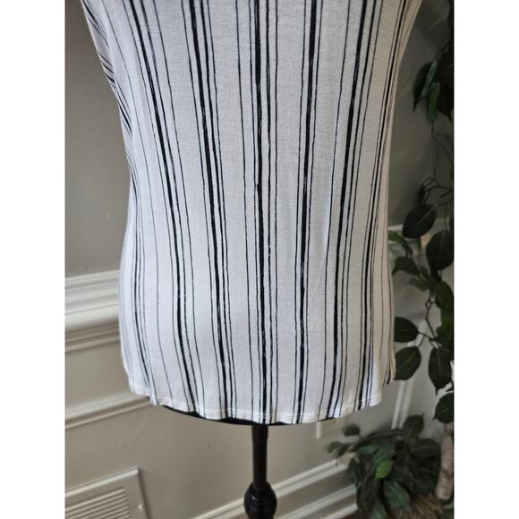Candie's Blouse Top Women M White Black Striped Rayon Stretch V Neck Sleeveless - Picture 9 of 11